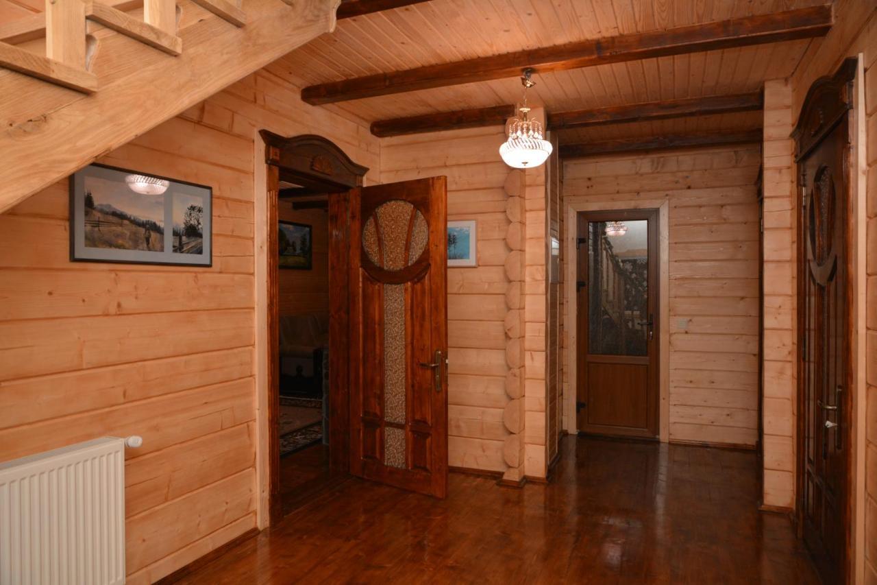 Котедж Соняшник Верховина Экстерьер фото